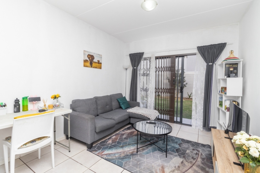 2 Bedroom Property for Sale in Parklands Western Cape
